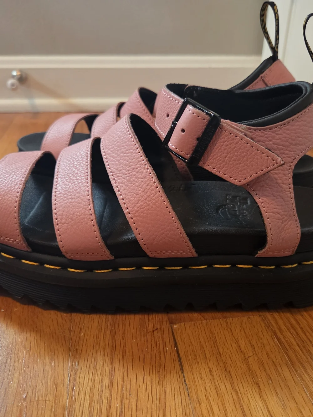 Dr. Martens Blaire Pink Leather Platform Sandals Women / Ladies Size 9
